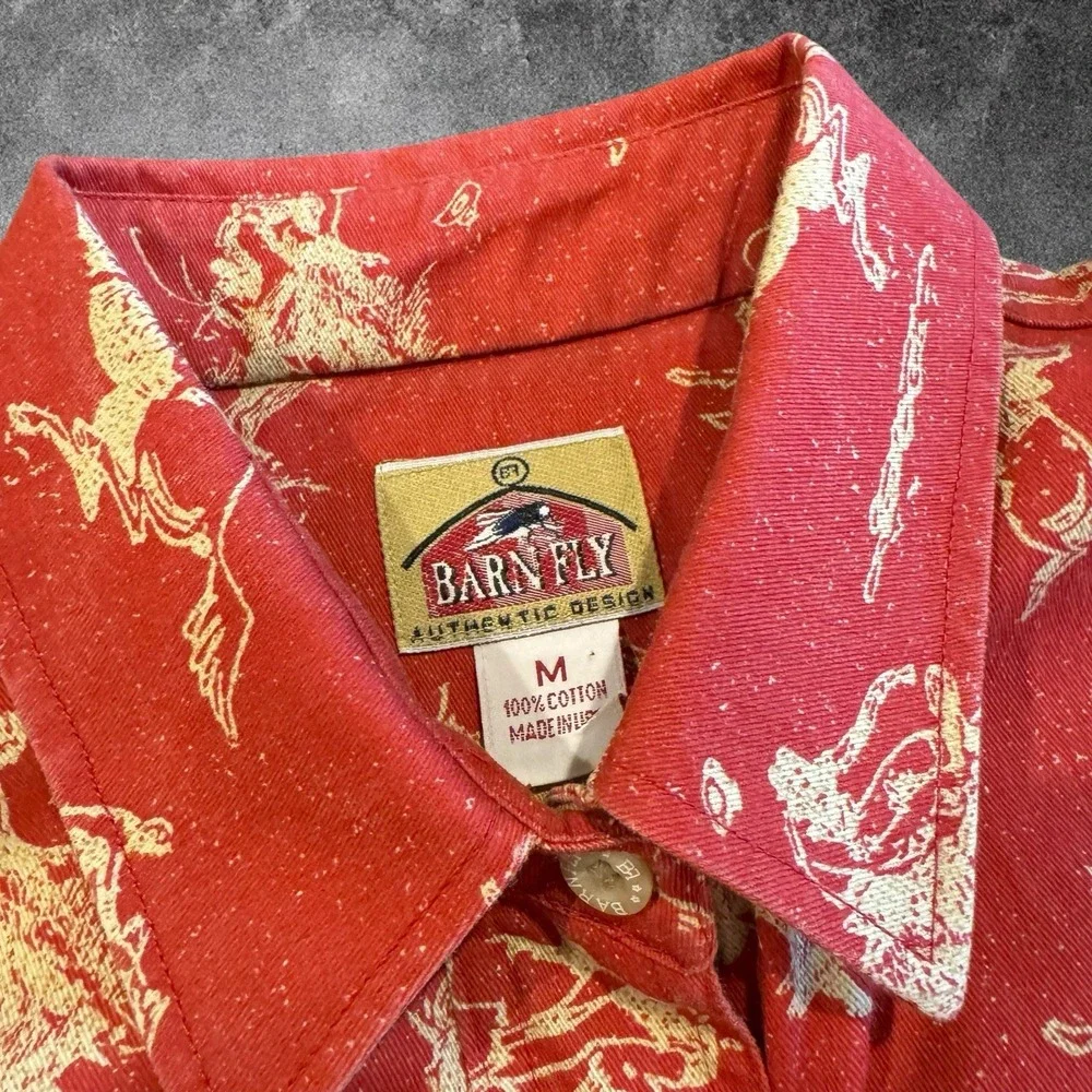 VNTG Barn Fly Western Shirt Medium Red Cowboy Rodeo Print Button Up 100%‎ Cotton
